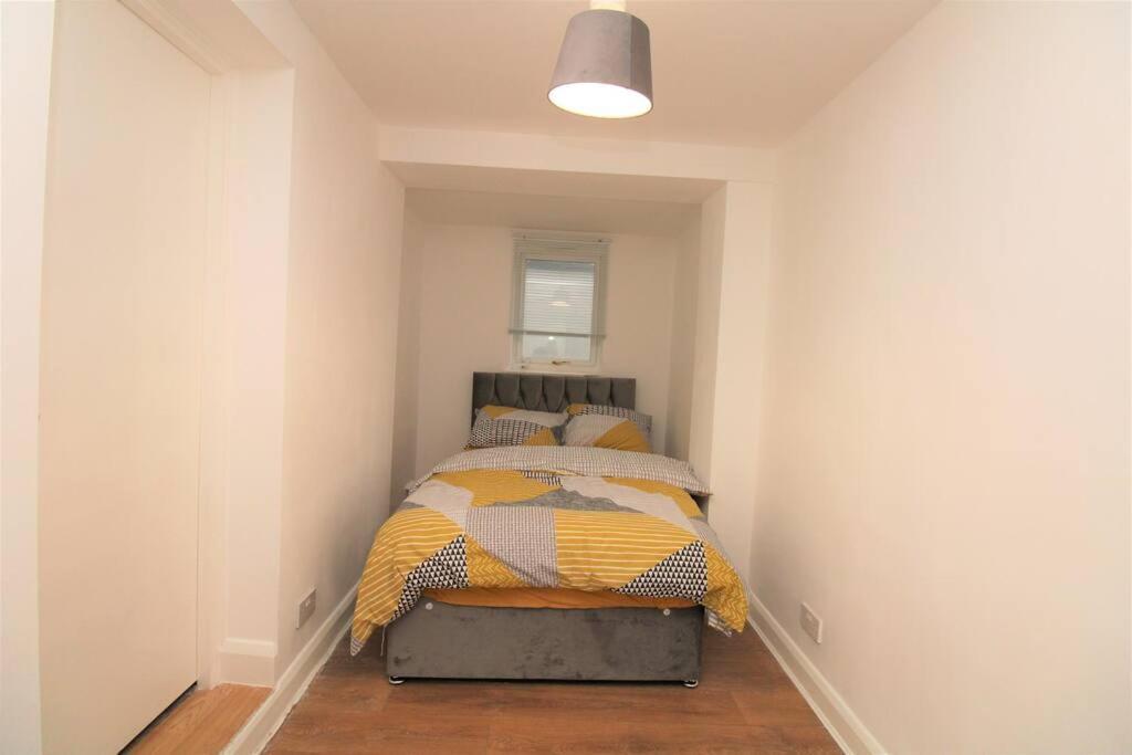 דירות לונדון Ideal 2 Bed Flat Close To City מראה חיצוני תמונה